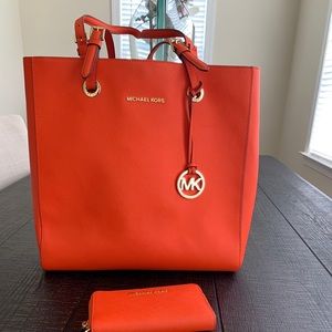 Michael Kors Tote